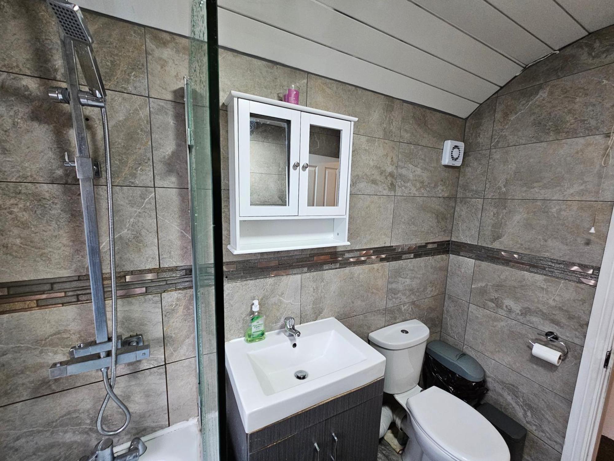 Monyhull Homestay - Near City Centre Kingsheath Nia Nec Bhx 伯明翰 外观 照片