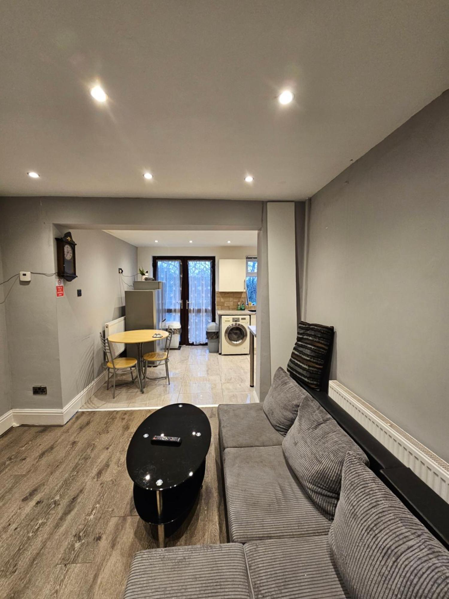 Monyhull Homestay - Near City Centre Kingsheath Nia Nec Bhx 伯明翰 外观 照片